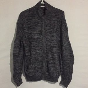 Guess zip up sweater/cardigan size Large